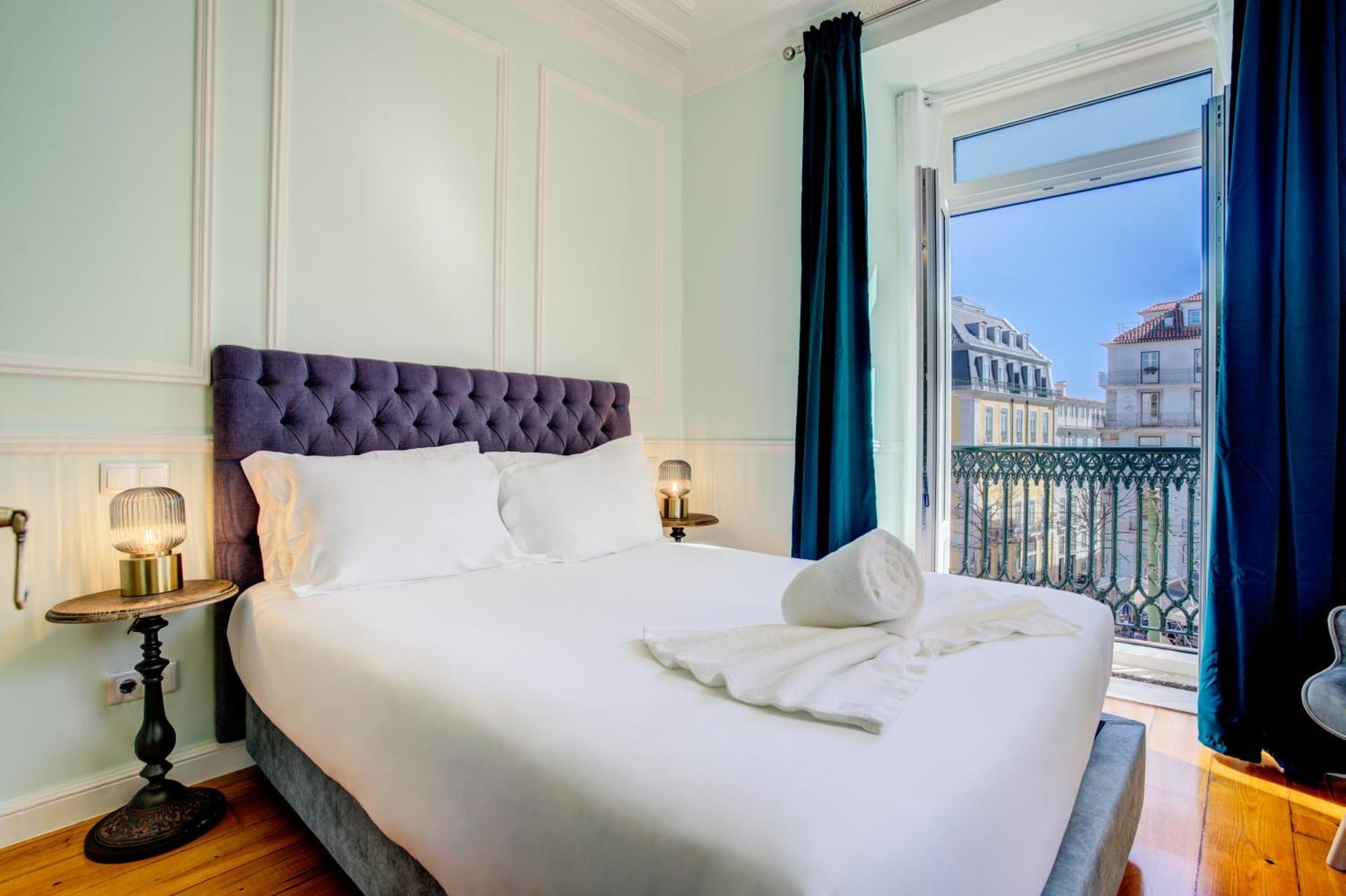 Solar Dos Poetas Guest house Lisbon