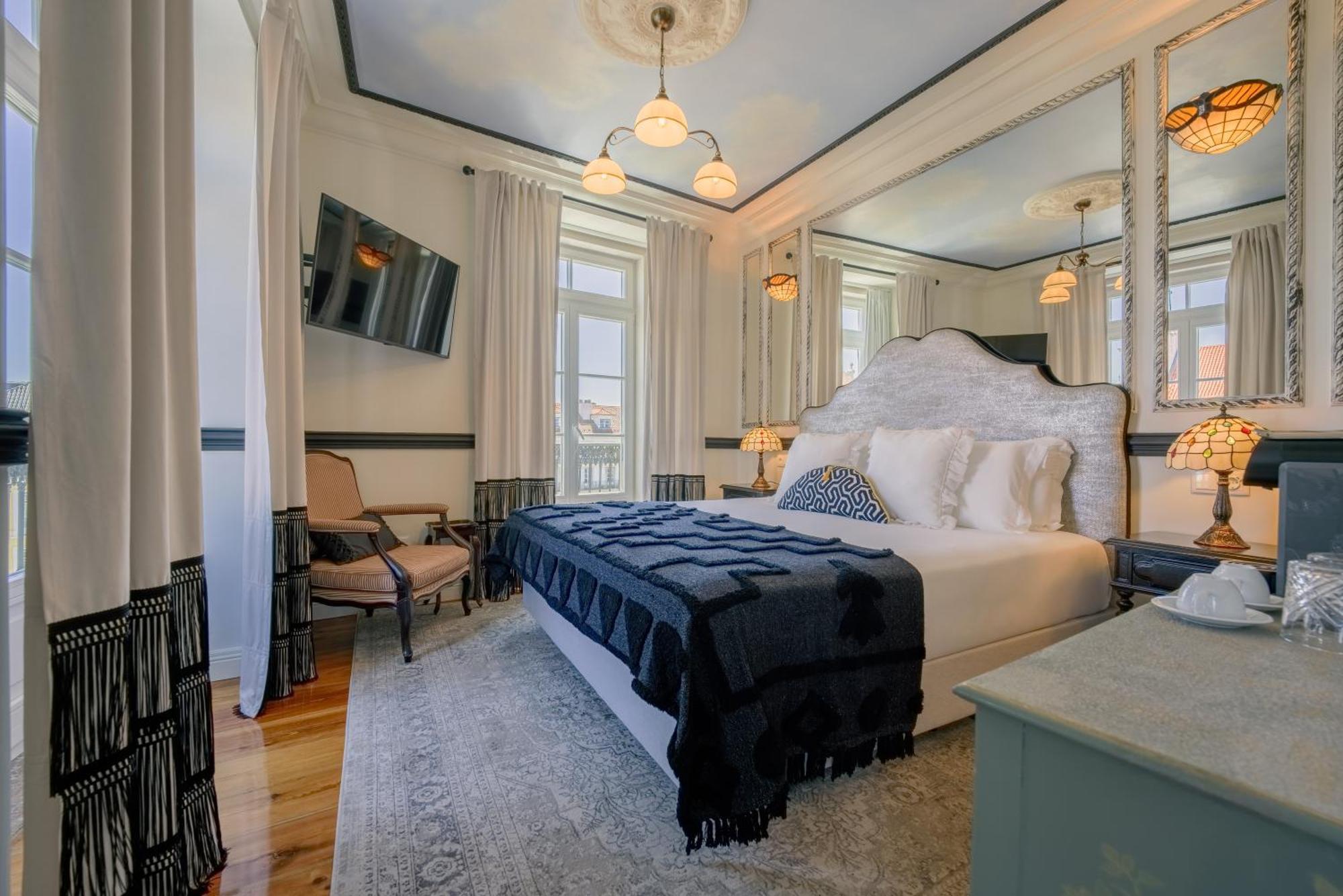 Solar Dos Poetas Guest house Lisbon